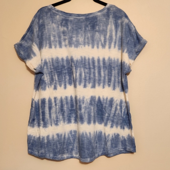 ⭐️ HOST PICK ⭐️ Sonoma Short Sleeve Dolman Tee Blue Tie Dye Shirt - Picture 3 of 4